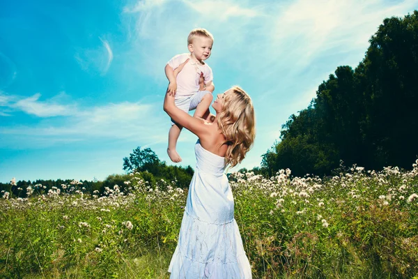 Mother and son outdoor — Stock Photo, Image