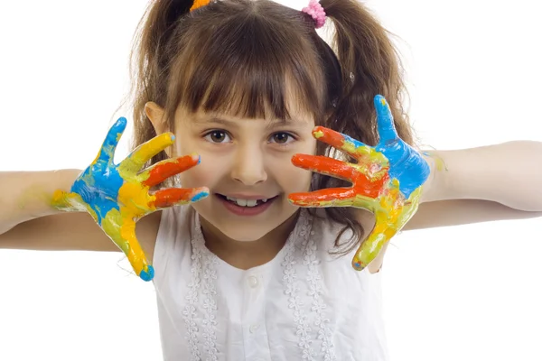 Menina bonita brincando com cores — Fotografia de Stock