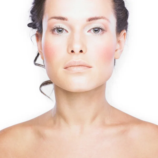 Vacker kvinna med ren fräsch frisk hud. isolerad på vit — Stockfoto