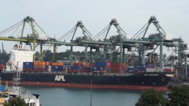 Singapur limanı