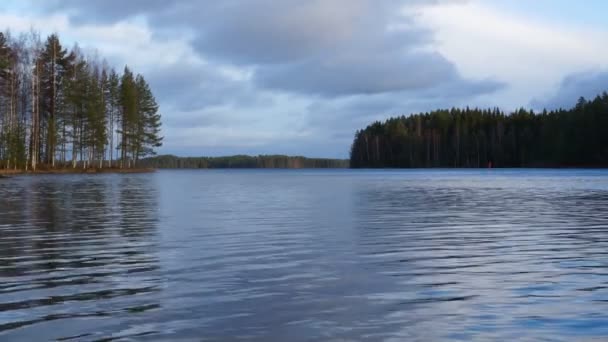 Lago in Finlandia — Video Stock