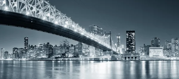 New york city nacht panorama — Stockfoto