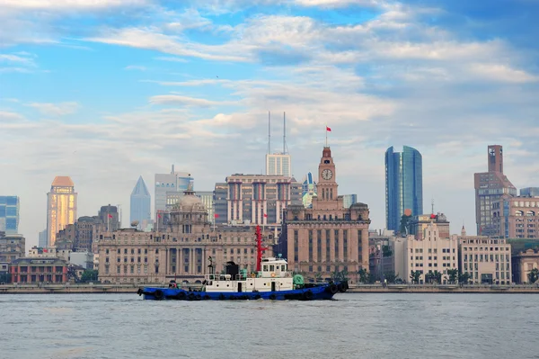 Shanghai morning with boat — Stock Photo, Image