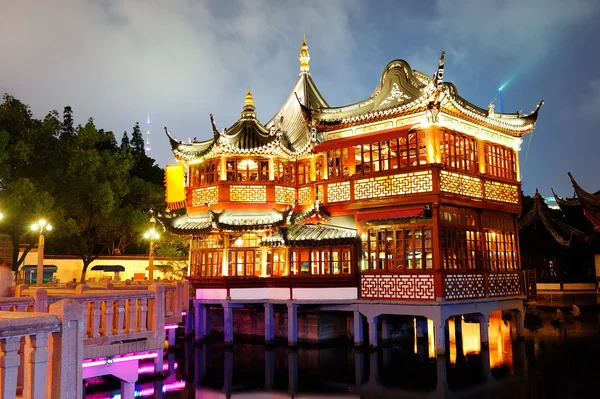 Shanghai pagoda building — Stock Photo, Image