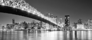 New York'ta gece panorama