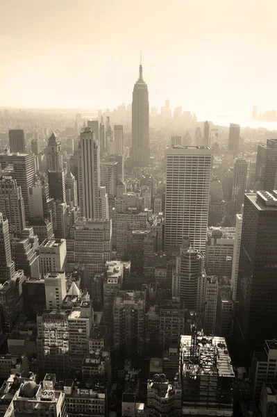 Empire State Building blanco y negro — Foto de Stock