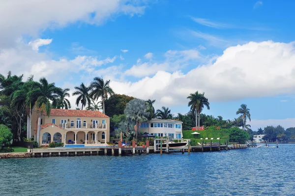 Miami luxuriöses Haus — Stockfoto