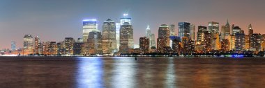 New York'un manhattan alacakaranlıkta panorama
