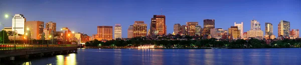 Boston Skyline at night — 图库照片