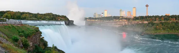 Niagara falls zonsopgang panorama — Stockfoto