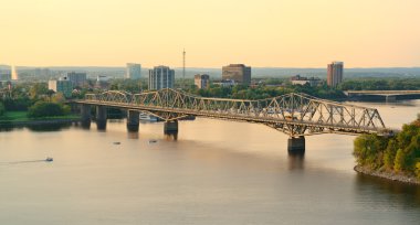 Alexandra Köprüsü