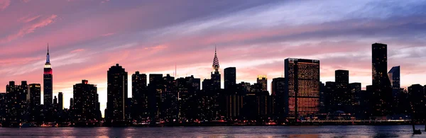 New York City Manhattan panorama al tramonto — Foto Stock