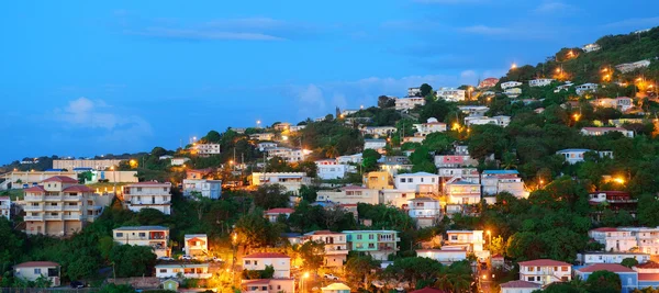 St Thomas vue sur la montagne tôt le matin — Photo