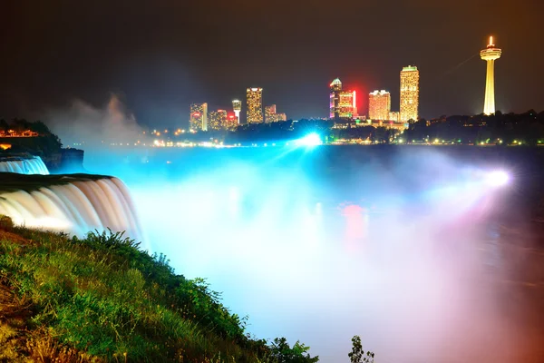 Wodospad Niagara w kolorze — Zdjęcie stockowe