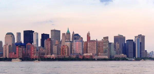 O pôr-do-sol de Nova Iorque Manhattan — Fotografia de Stock