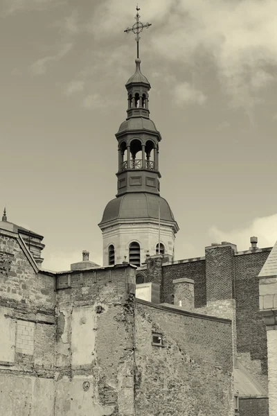 Παλιά κτίρια στην πόλη του Κεμπέκ — Φωτογραφία Αρχείου