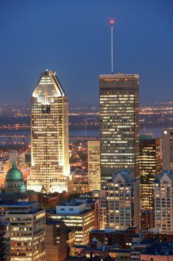 Montreal alacakaranlıkta