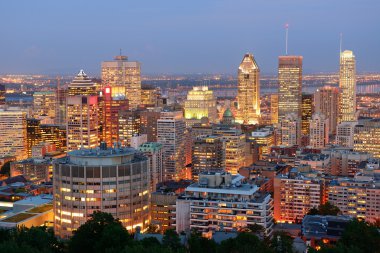 Montreal alacakaranlıkta