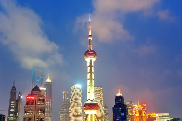 Shanghai skyline at night — Stock Photo, Image