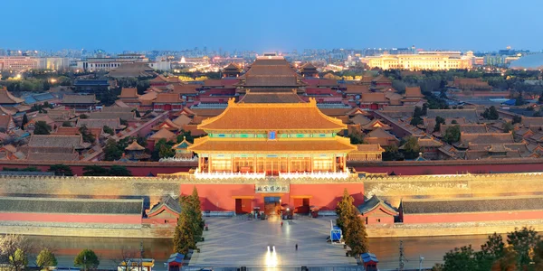 Forbidden City at dusk — Stock Photo, Image