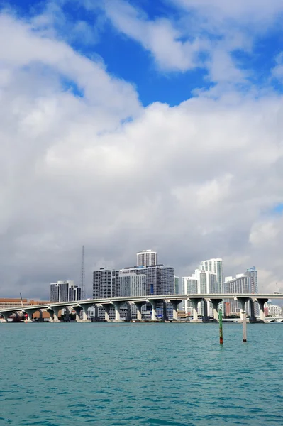 Miami gökdelenler — Stok fotoğraf