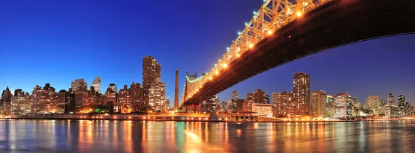 Queensboro Bridge and Manhattan — Stock Photo, Image