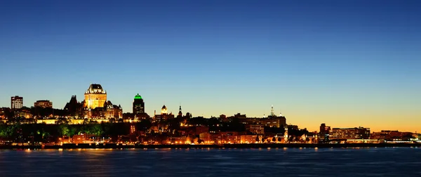 Quebec cidade à noite — Fotografia de Stock