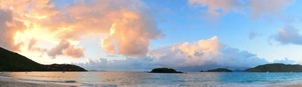 Playa puesta de sol panorama — Foto de Stock