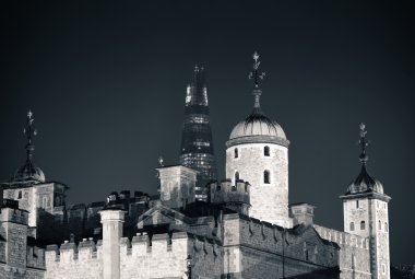 Londra şehir kulesi