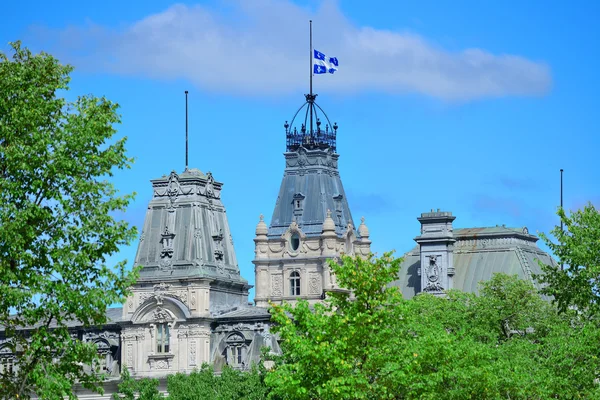 Старые здания Квебека — стоковое фото