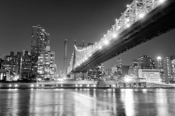 New york city nacht panorama — Stockfoto