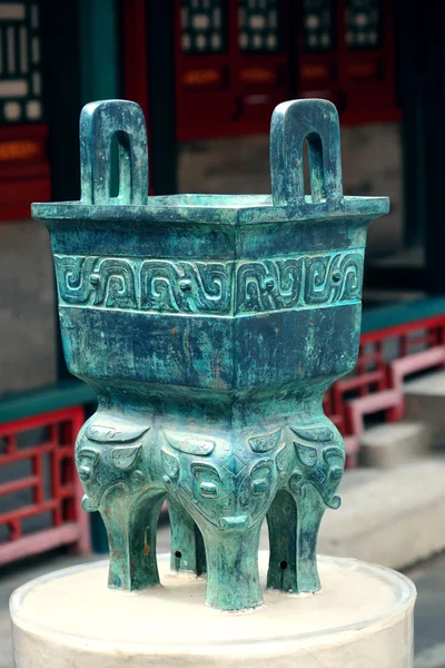 Bronzová starověké kontejner — Stock fotografie
