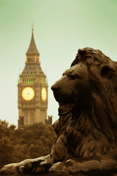 Trafalgar square — Stockfoto