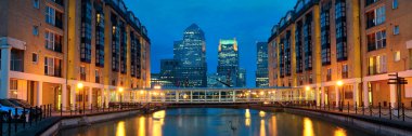 London Canary Wharf geceleri