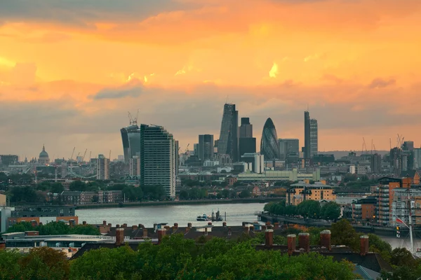 Лондонский городской пейзаж — стоковое фото