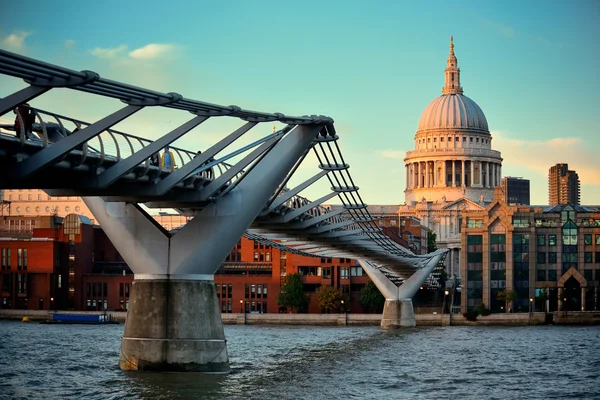 St Paul 's katedral — Stockfoto