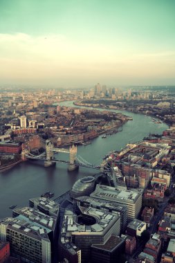 Londra hava