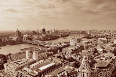 Londra çatı görünümü