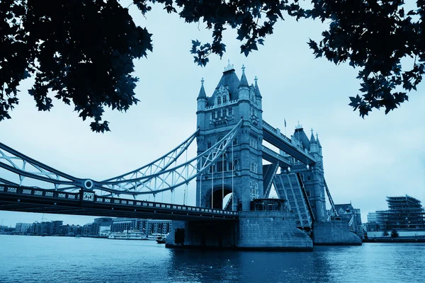 Turmbrücke in Großbritannien — Stockfoto