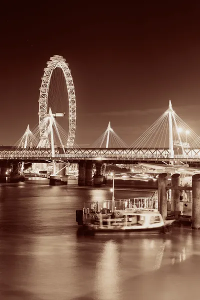 Wgląd nocy river Thames — Zdjęcie stockowe