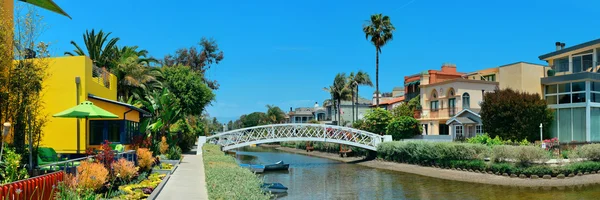 Venedig kanaler gångväg — Stockfoto