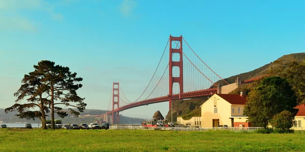 Ponte portão dourado — Fotografia de Stock