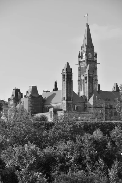 Ottawa parlamentsbyggnaden hill — Stockfoto