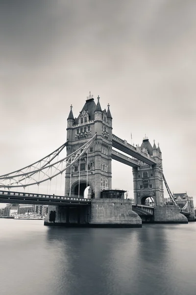 Tower Bridge au Royaume-Uni — Photo