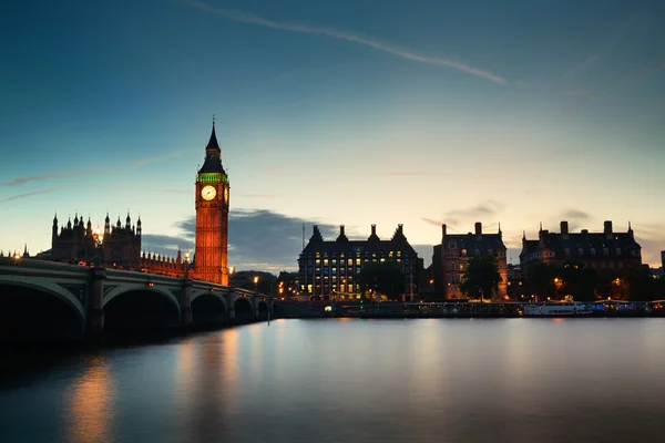 Londra alacakaranlıkta — Stok fotoğraf