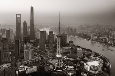 Şangay şehri hava manzaralı Pudong iş bölgesi ve Çin 'de ufuk çizgisi.
