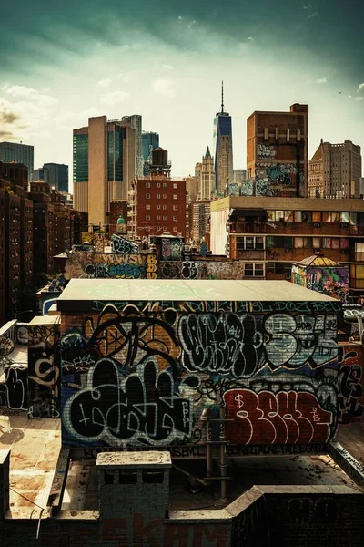 New York City Vista Urbana Con Architettura Storica Graffiti — Foto Stock