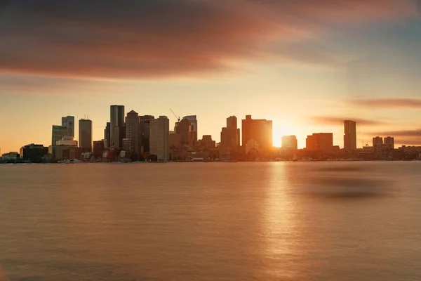 Boston Skyline Coucher Soleil Avec Des Bâtiments Historiques Montréalaises Usa — Photo