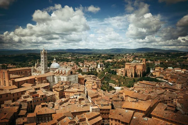 Középkori Város Siena Tetőtéri Kilátás Történelmi Épületek Olaszországban — Stock Fotó