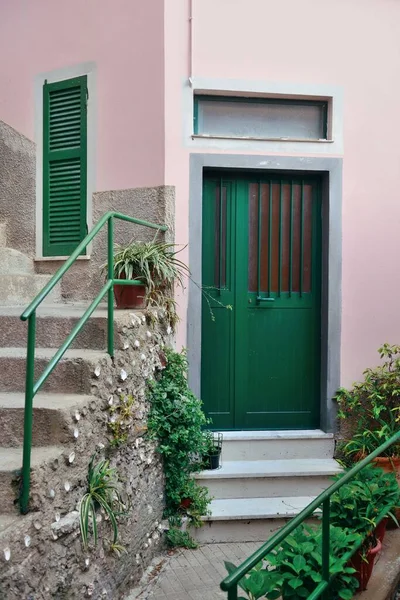 Alley Buildings Close Seup Vernazza One Five Villages Cinque Terre — стоковое фото